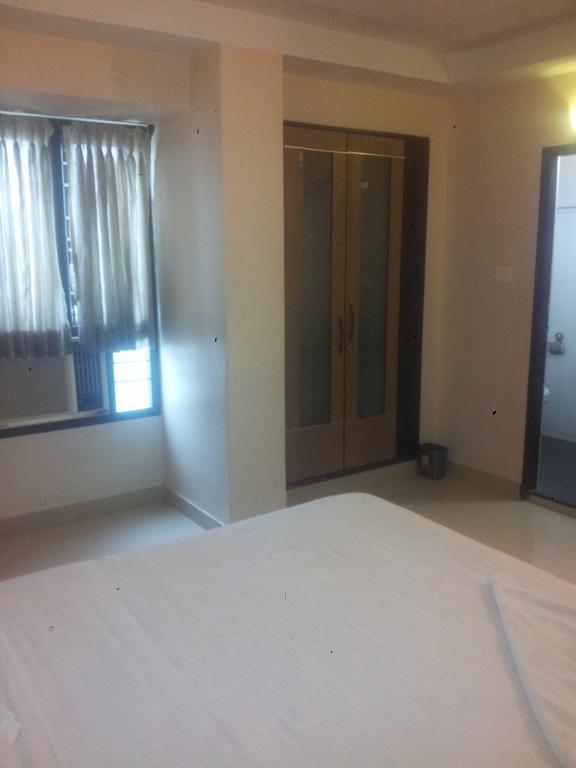 Hotel Srm Grands Chennai Oda fotoğraf